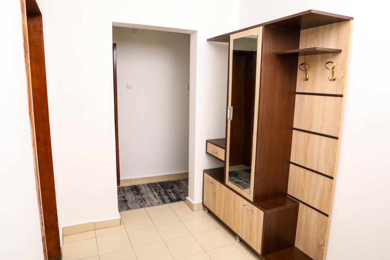 Krichim Apartments,Three-Bedroom, Large Apartment, Top Center ソフィア エクステリア 写真